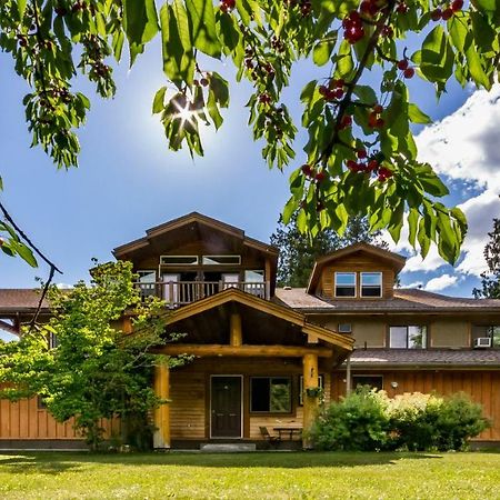 Bella Coola Mountain Lodge Hagensborg Dış mekan fotoğraf