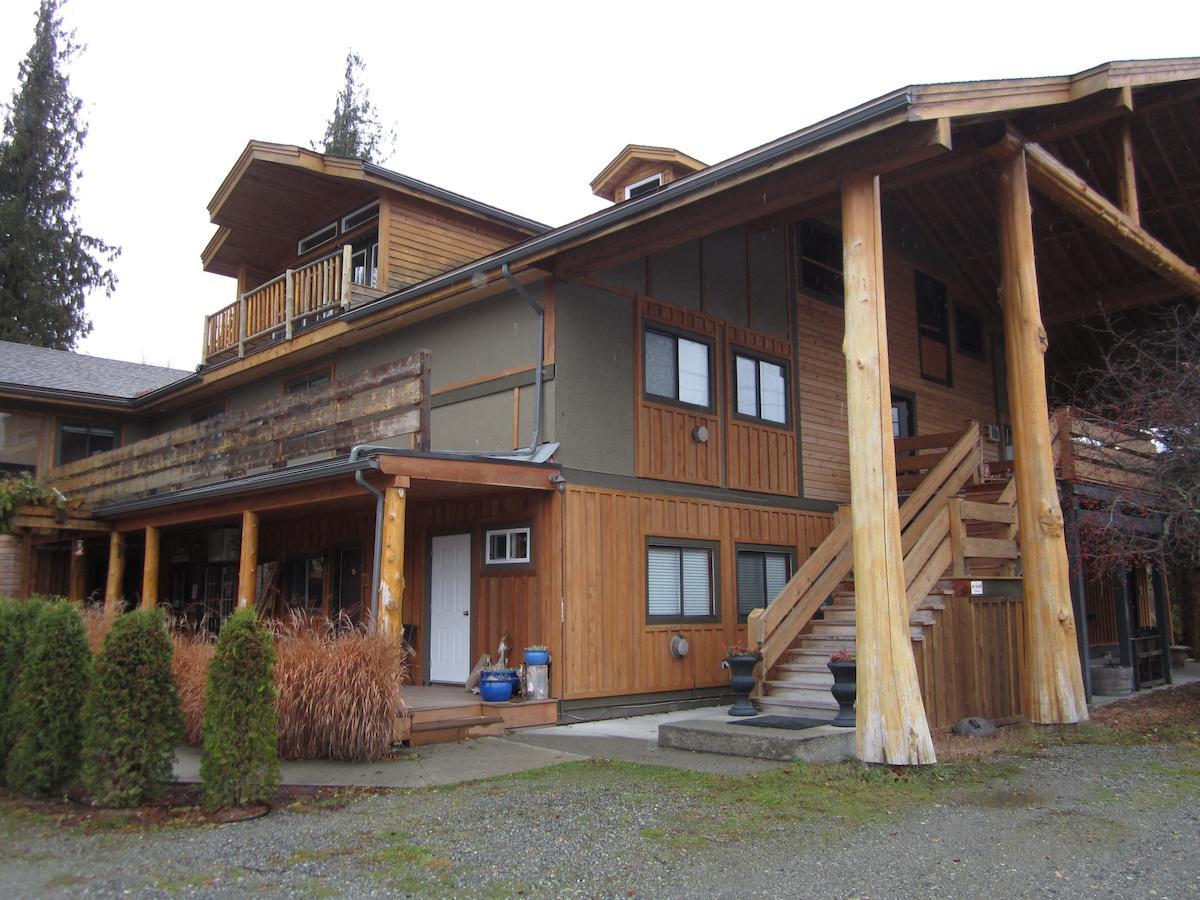 Bella Coola Mountain Lodge Hagensborg Dış mekan fotoğraf