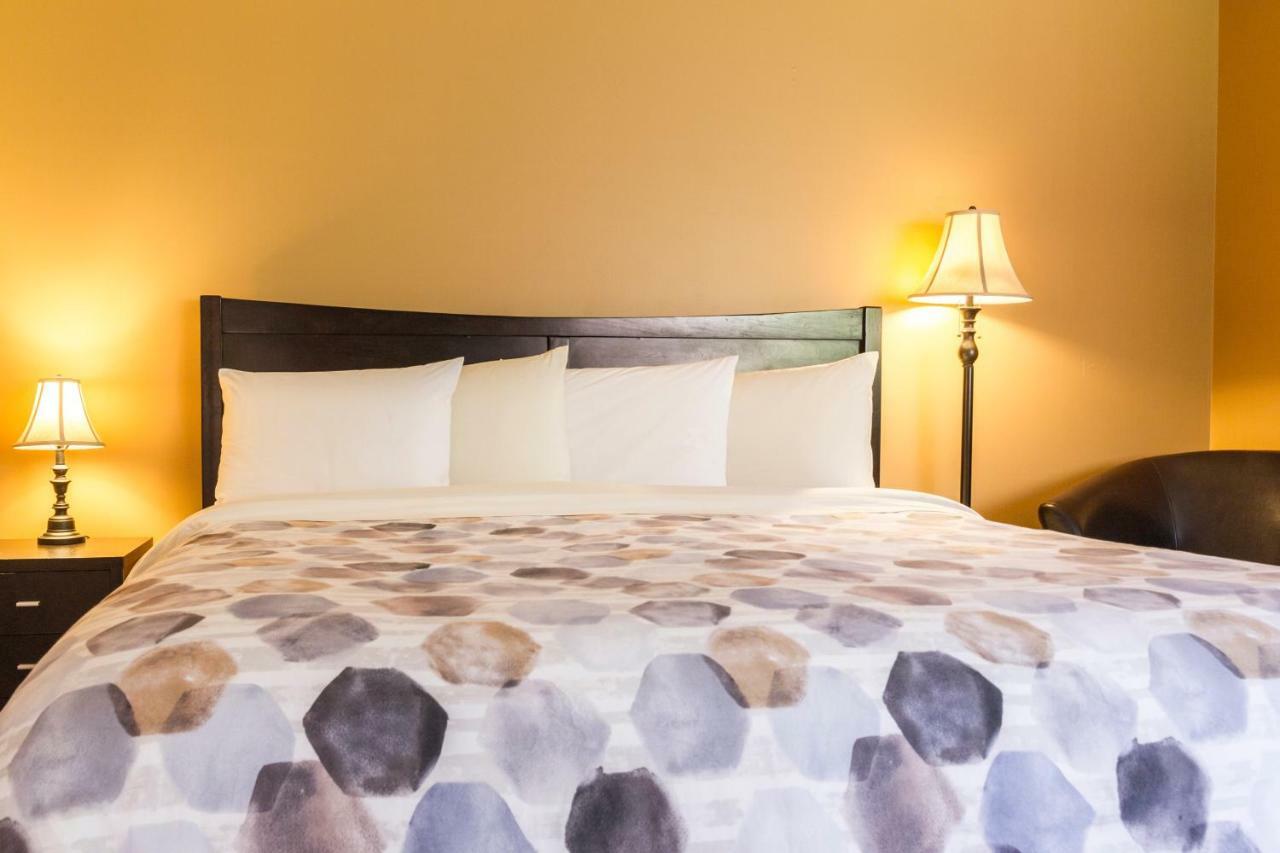 Bella Coola Mountain Lodge Hagensborg Dış mekan fotoğraf