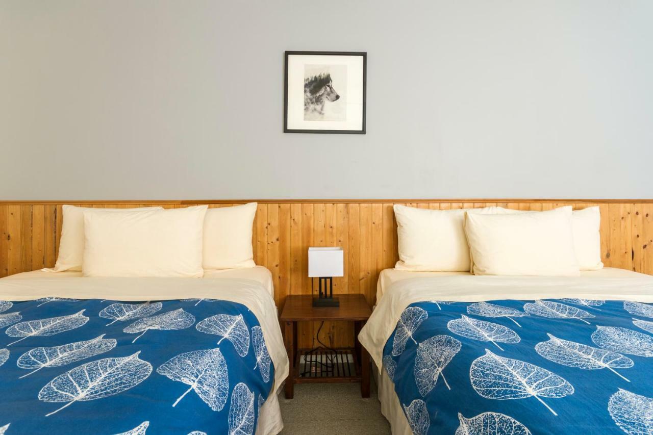 Bella Coola Mountain Lodge Hagensborg Dış mekan fotoğraf